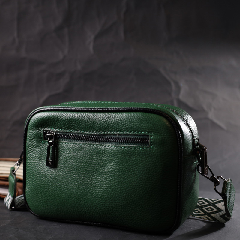 Цікава шкіряна сумка з плетіннями для стильних жінок Vintage 22410 Зелена